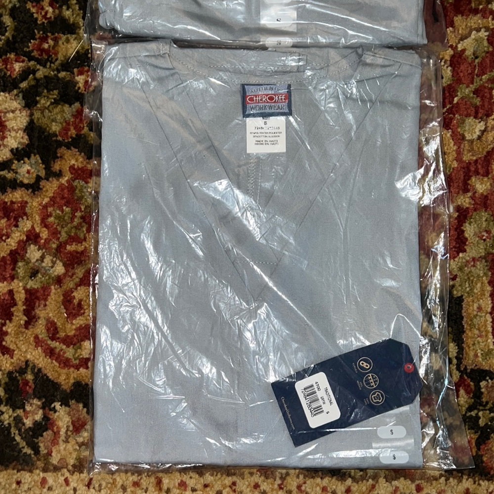 Cherokee workwear light grey scrubs never worn